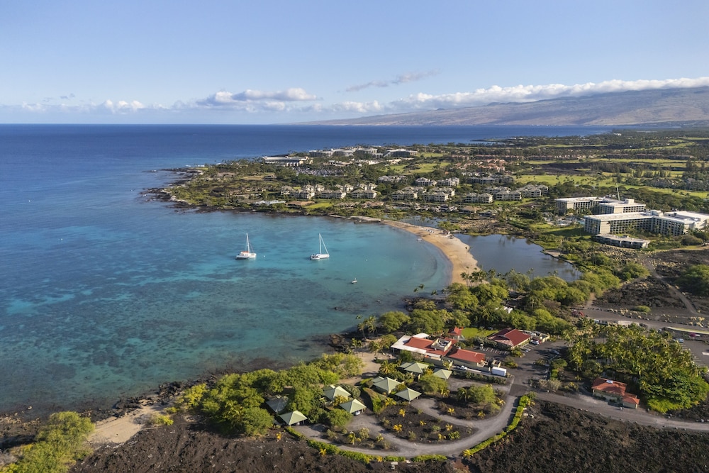 Waikoloa Beach Villas #o23 2 Bedroom Condo