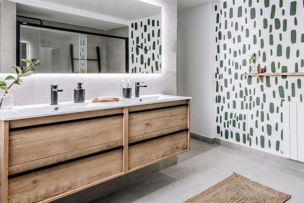 Lunda - 2 Bedrooms in Malasa a