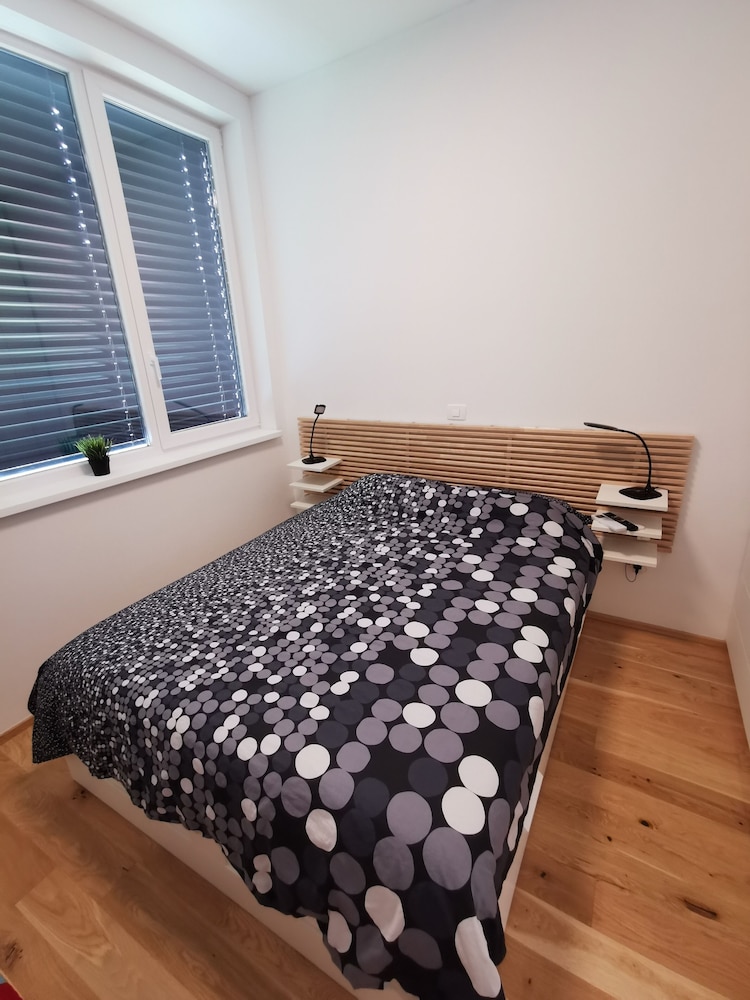 Apartments Egis Koper
