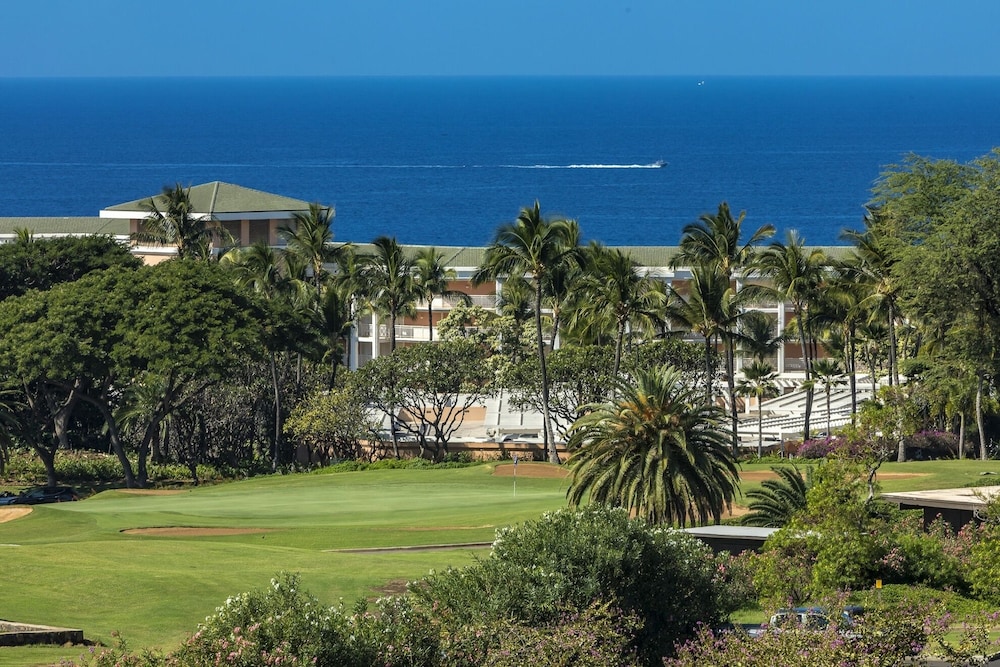 Wailea Ekolu One Bedrooms by Coldwell Banker Island Vacations