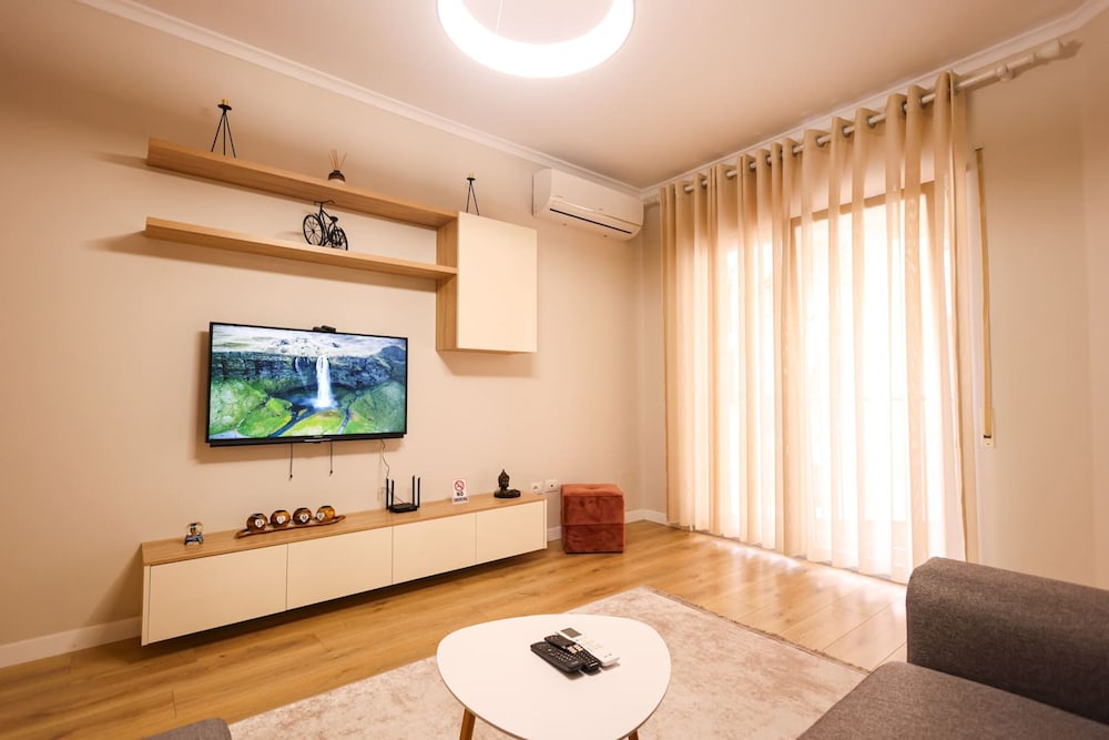 Grandstay Urban Five