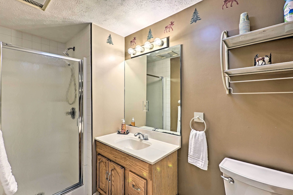 Le Roy Lakefront Retreat w/ Dock Kayaks! - Property Image 1