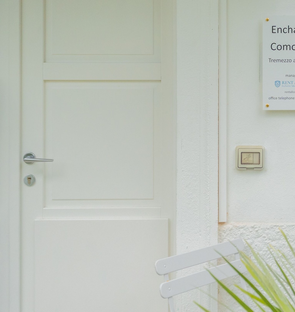 Enchanted Como Lake - Tremezzo Apartments by Rent all Como