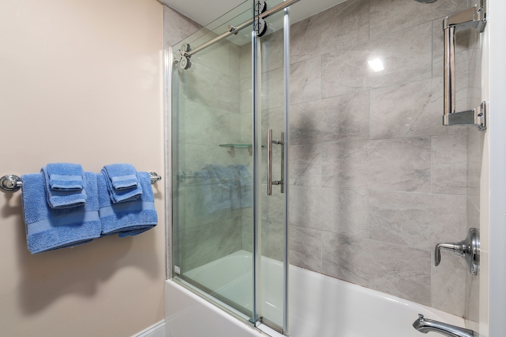 Guest House Suites