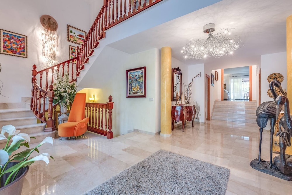 Alcudia Beach Front Villa, Private Indoor Pool photo 2