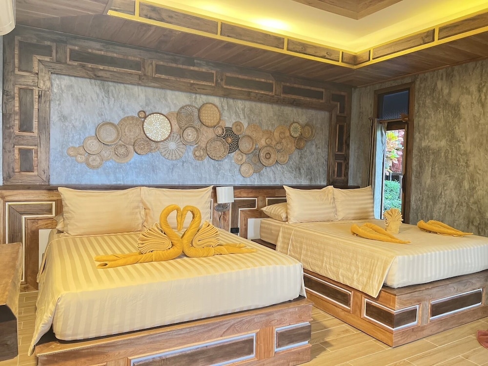 Phi Phi Relax Beach Resort