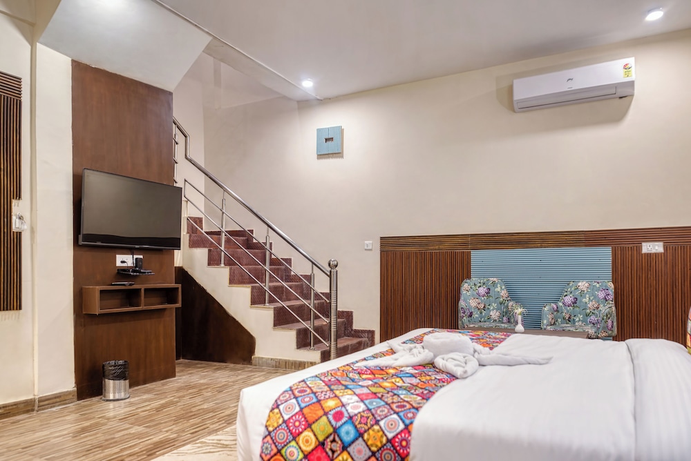 KarmaCasa Resort By Buransh Group