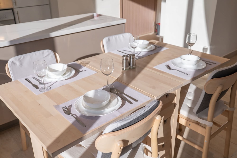 Indulging 1 Bedroom in Azizi Riviera 6