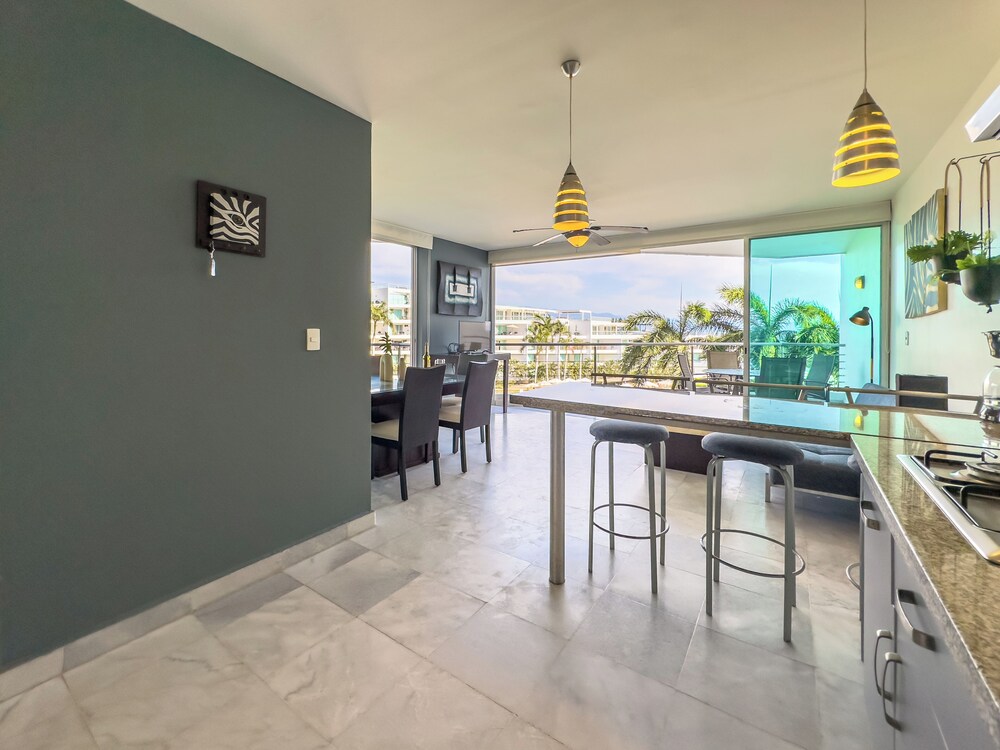 ARIA Residence Beachfront luxury
