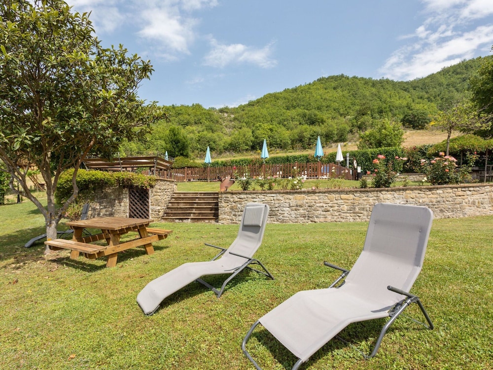Holiday Home in Assisi With Pool & Nature view 3