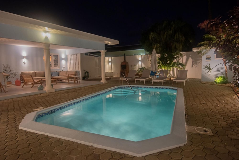NEW Cozy Casa in Oranjestad