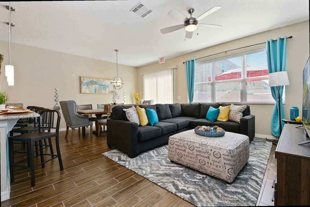 Resort-style 4BR Home Gated Community Near Disney