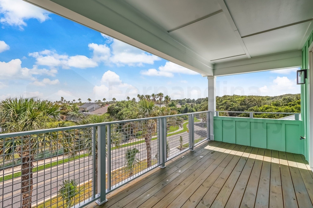 Fernandina Beach Vacations - 391 S Fletcher Ave C 3 Bedroom Townhouse by RedAwning - Property Image 12