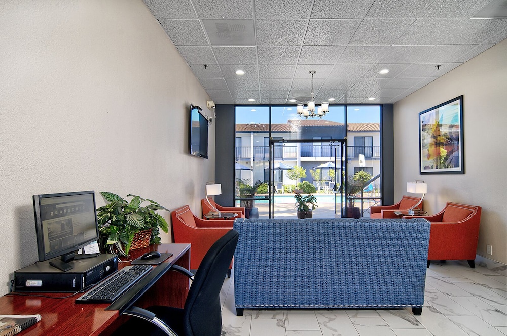 Morgan Hill Vacations - Quality Inn Suites South San Jose / Morgan Hill - Property Image 17