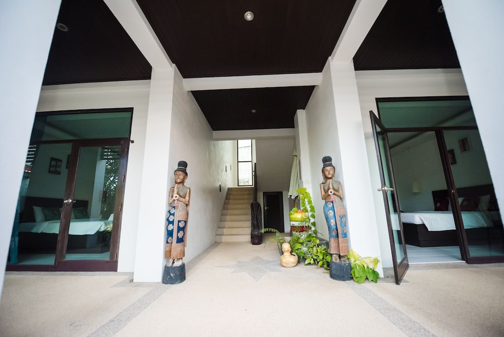 Phuket Monaburi Boutique Hotel