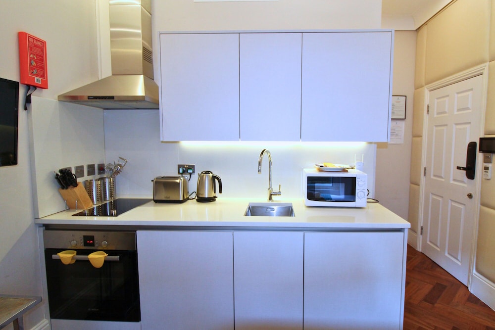 Baker Street Apartments by Viridian Apartments