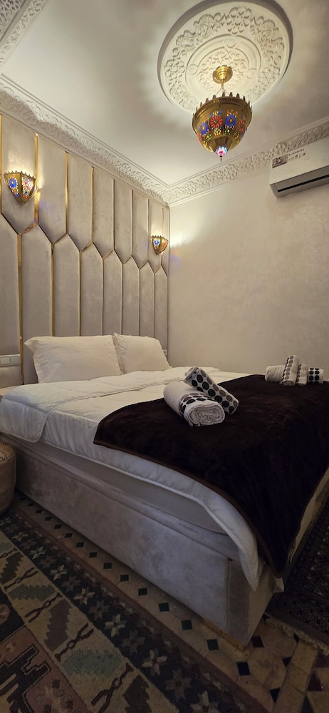 RIAD RAHBA FEZ
