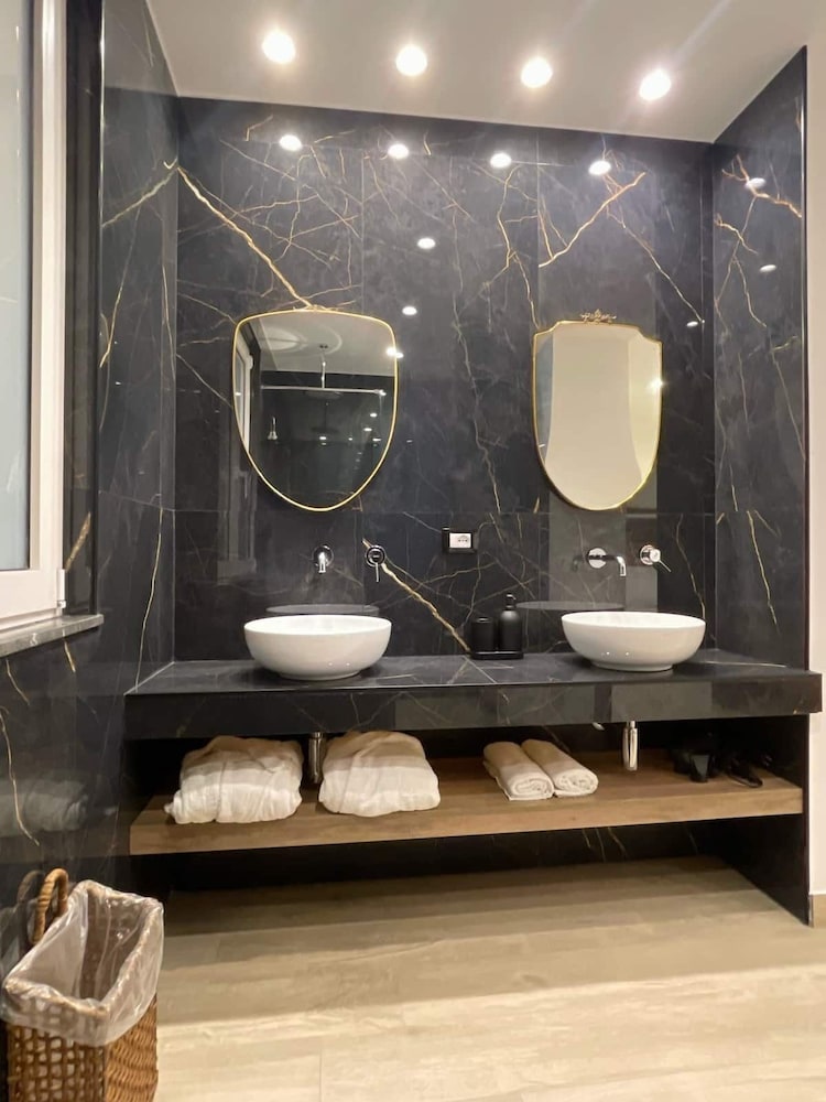 Namuri Luxury Rooms