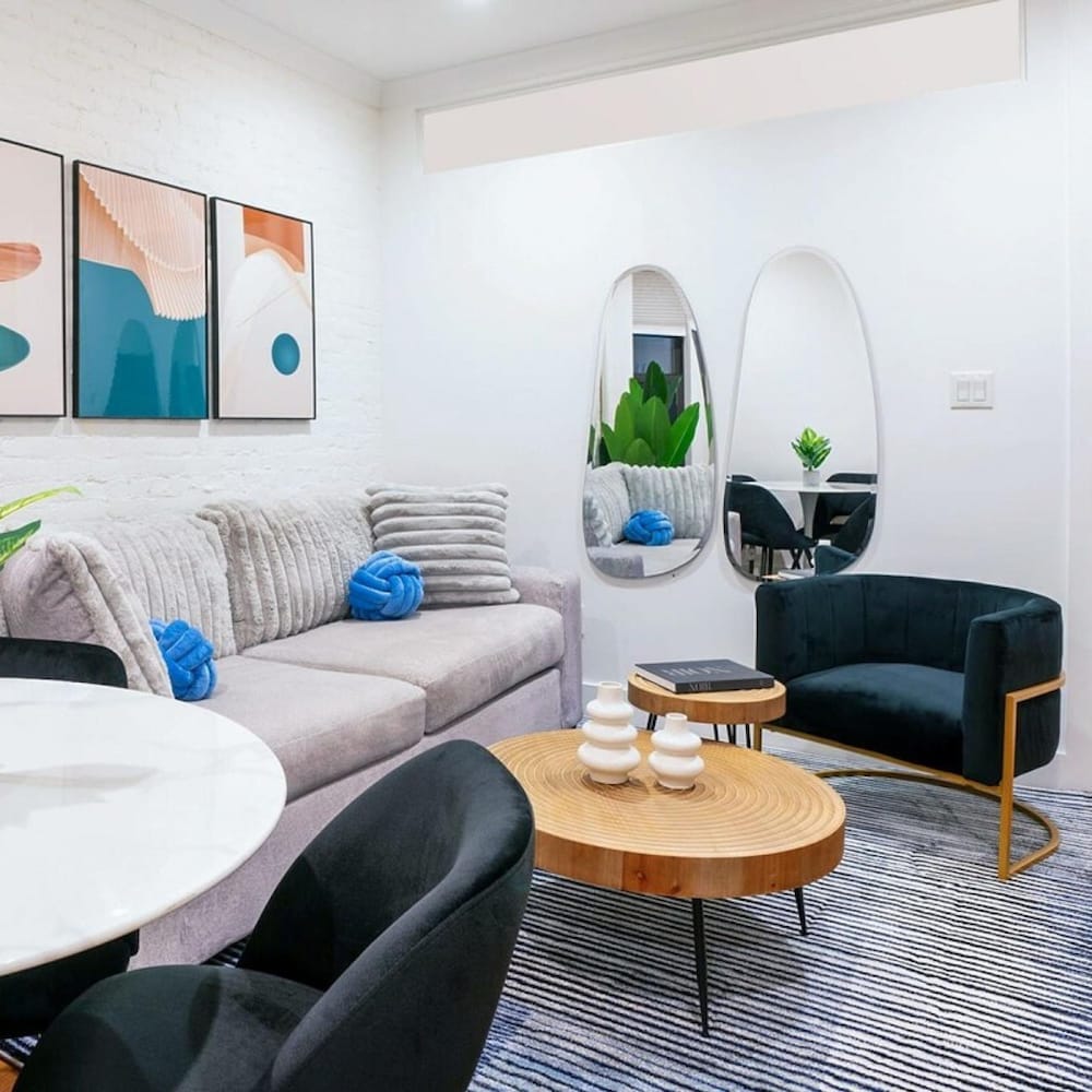 1290-7 New Renovated 2 Bedrooms in UES