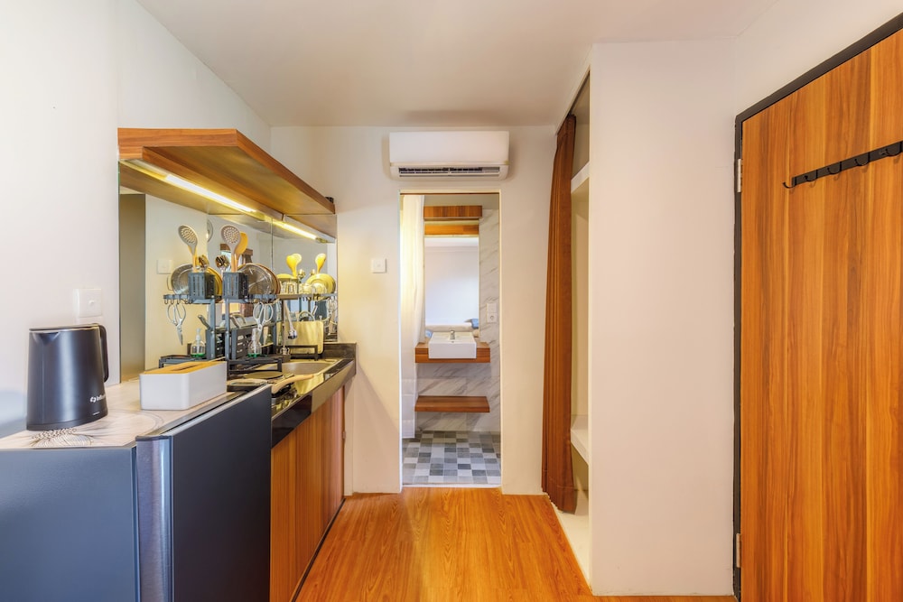 Andewi Cabin