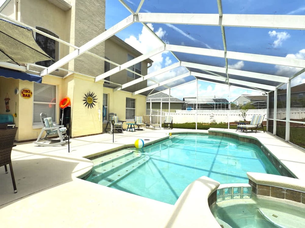 Near Disney Villa 3 bd Private Pool