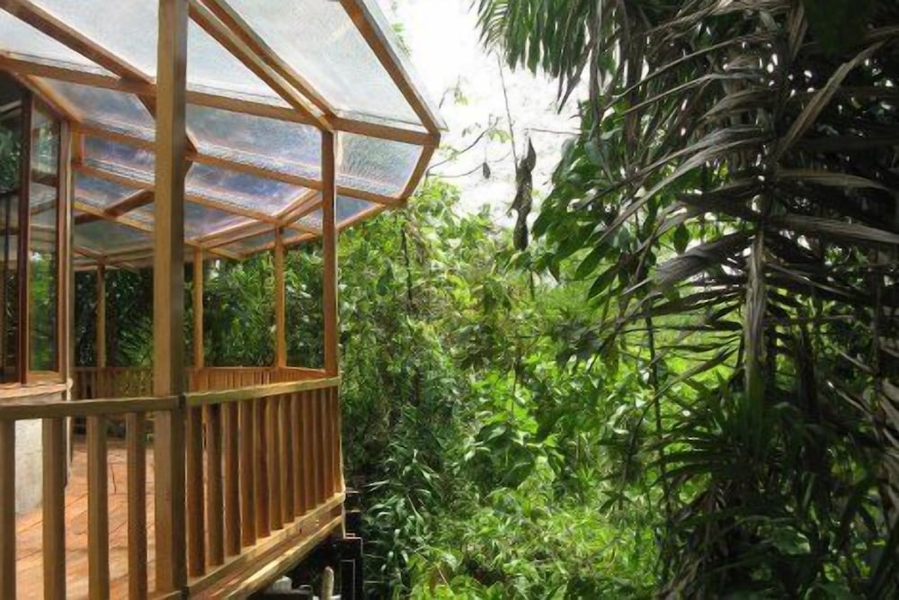 Pacoche Lodge & Reserve