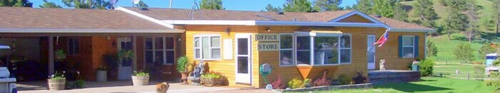Rush No More RV Resort and Cabins - Campground
