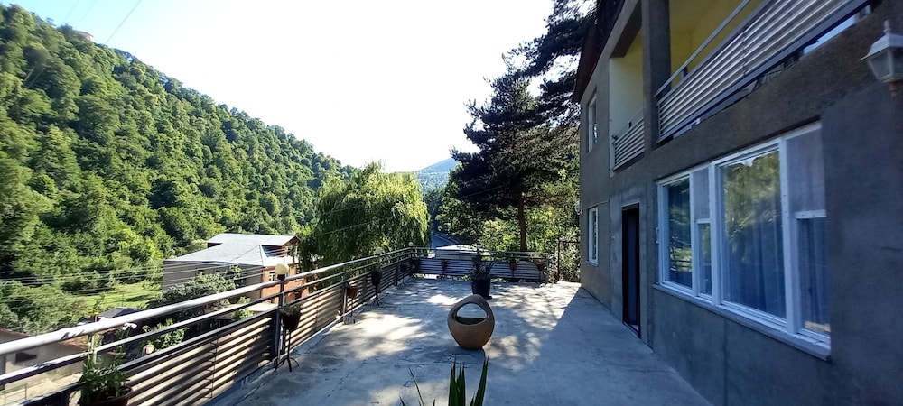 Hause of AshotArmeni