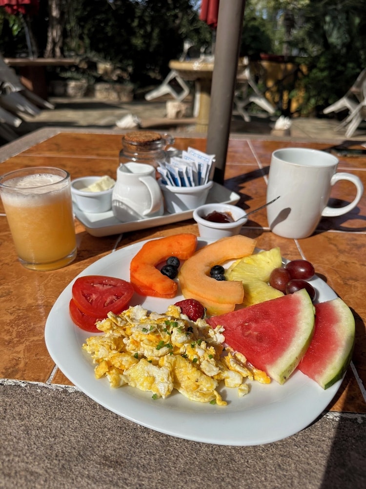 The Pickled Onion B&B and Restaurant Uxmal
