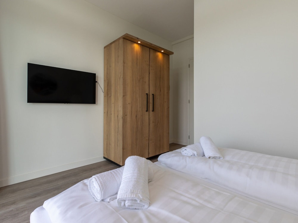 Seaside Escape, Sint-annaland view 4