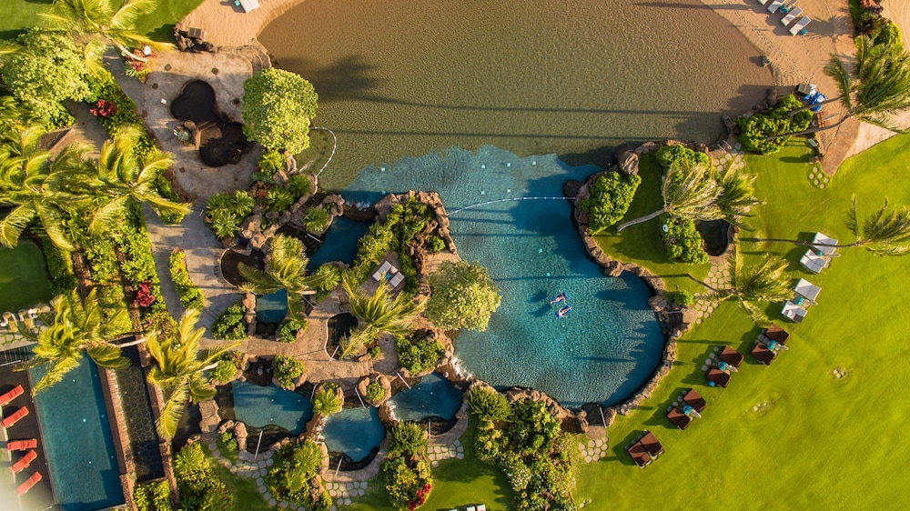 The Lodge at Kukui’ula