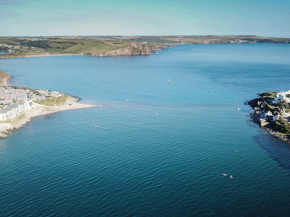 17 Burgh Island Causeway