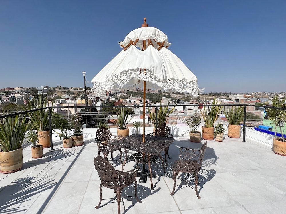 Hotel El Ponto, Luxury 2 Floor Suit/Loft - Image 1