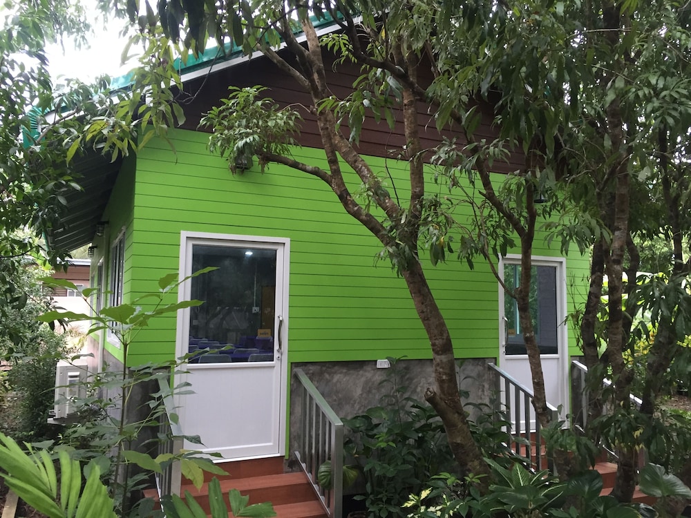 Hotel Warakorn Baansuan - Amphawa - Image 1