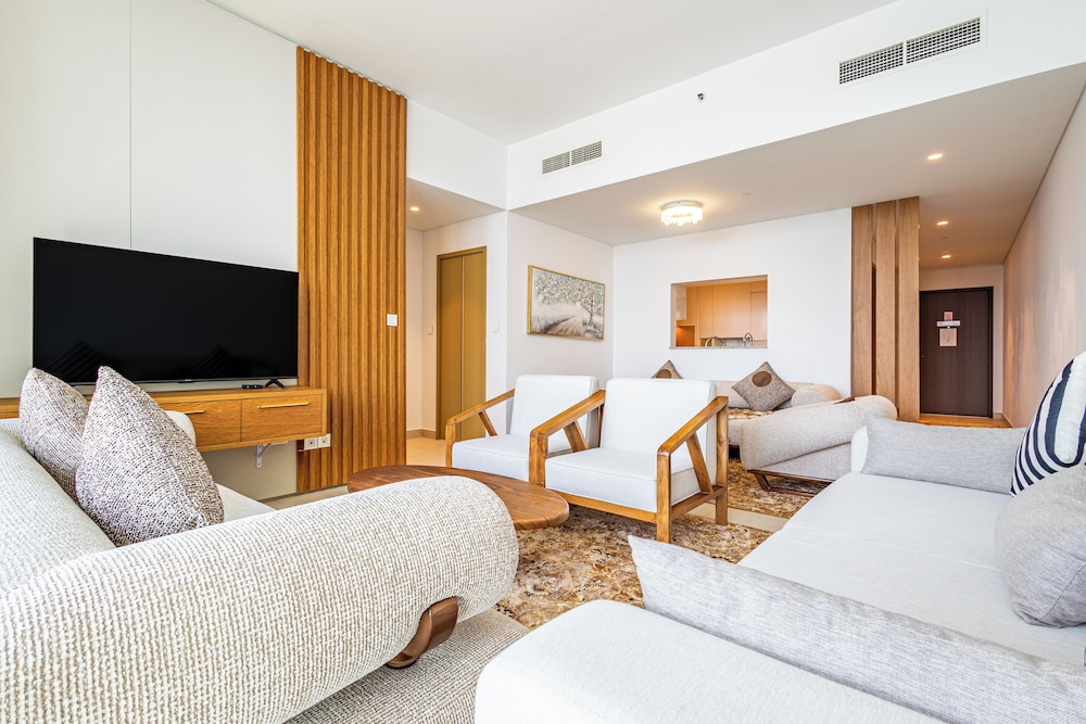 Superhost Elegant 3BR Burj Khalifa View