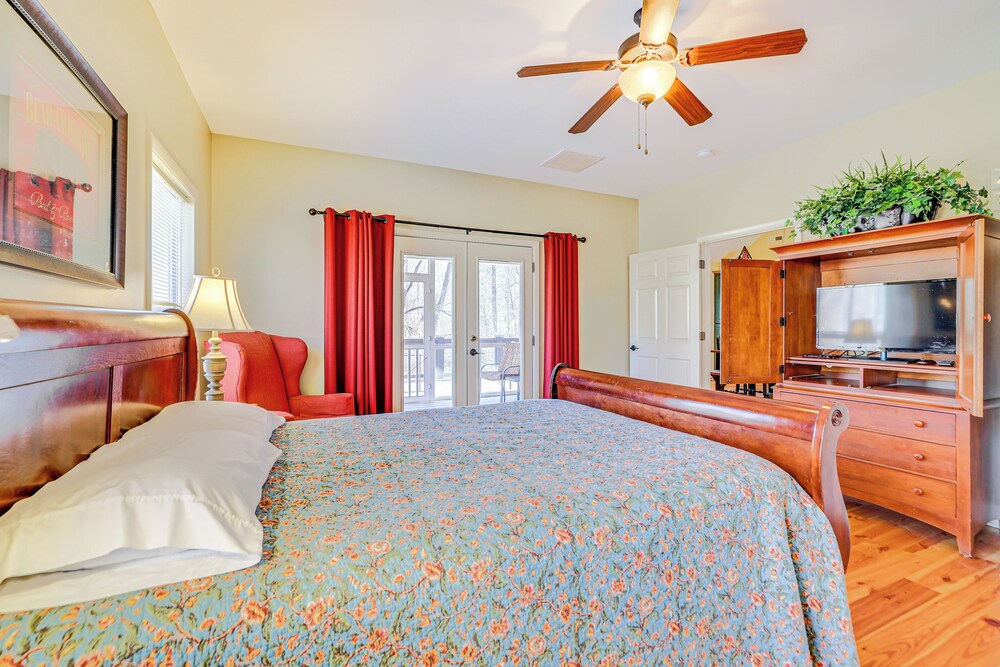 Fish, Hike & Relax: Marietta Gem w/ River Access!