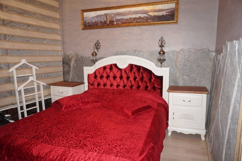 Galatolia Suites - Image 22