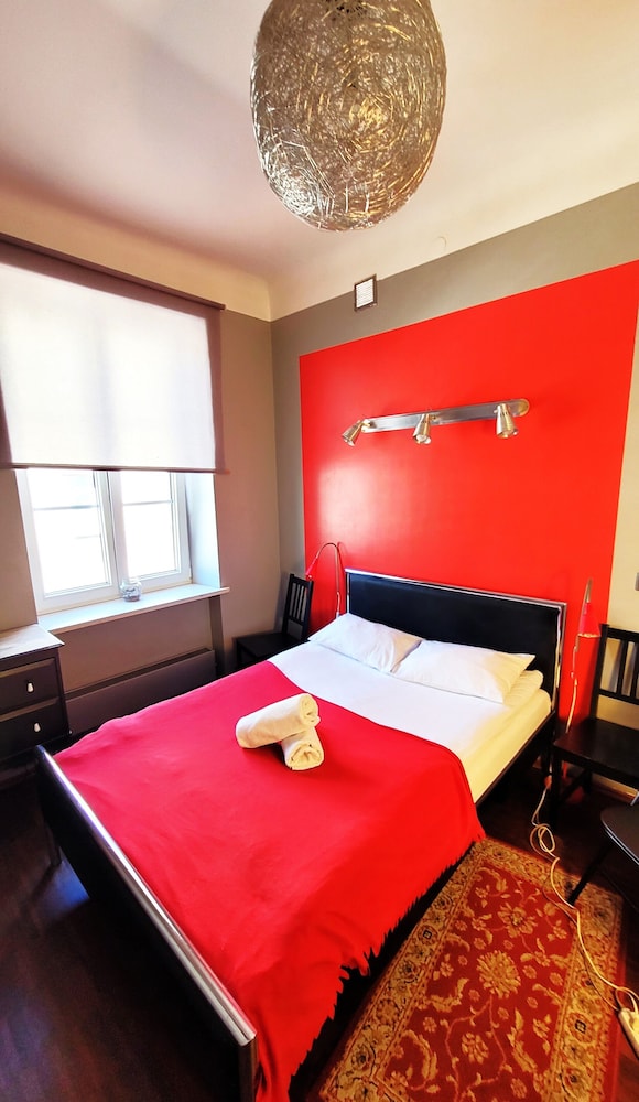 Chmielna Guest House