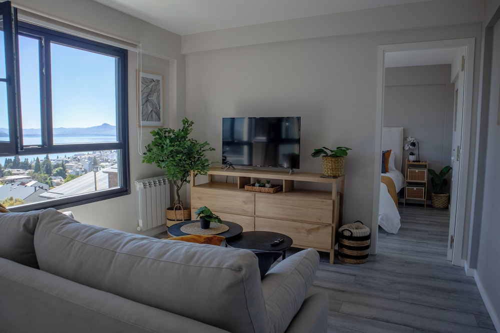 Edificio Vilena by InoutStays