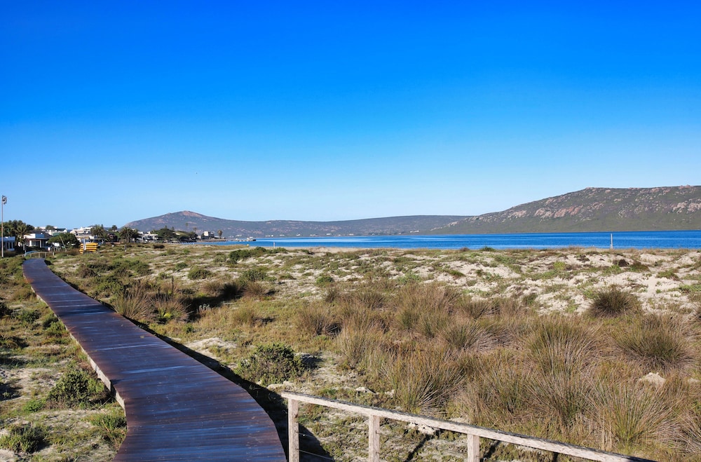 Barefootin, Langebaan 6-sleeper