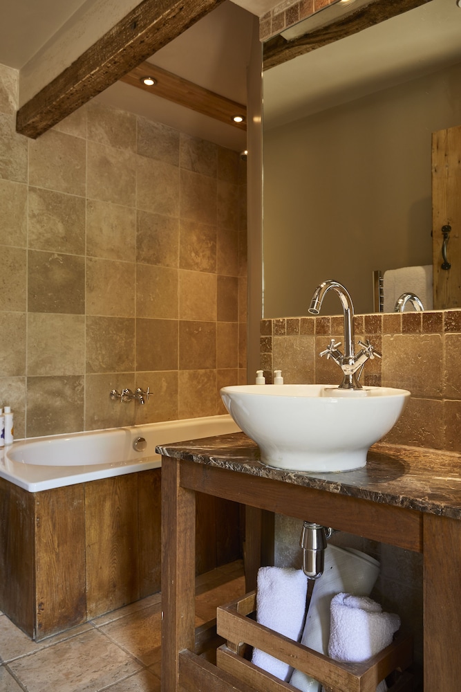 Melksham Vacations - The Pear Tree Inn - Property Image 34