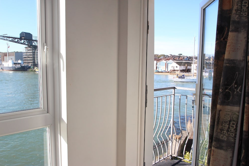 Anchor Cottage view 2