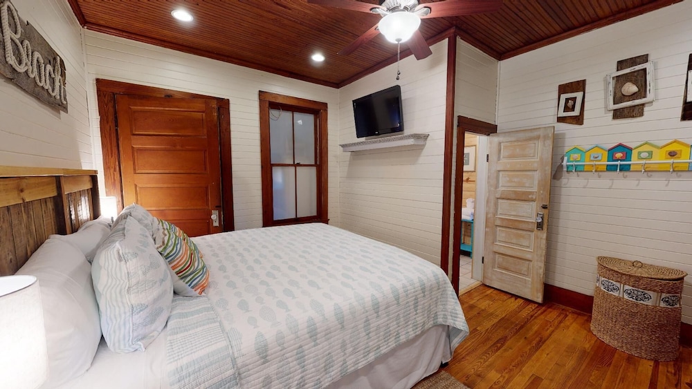 Country's Retreat Tybee Vacation Rentals