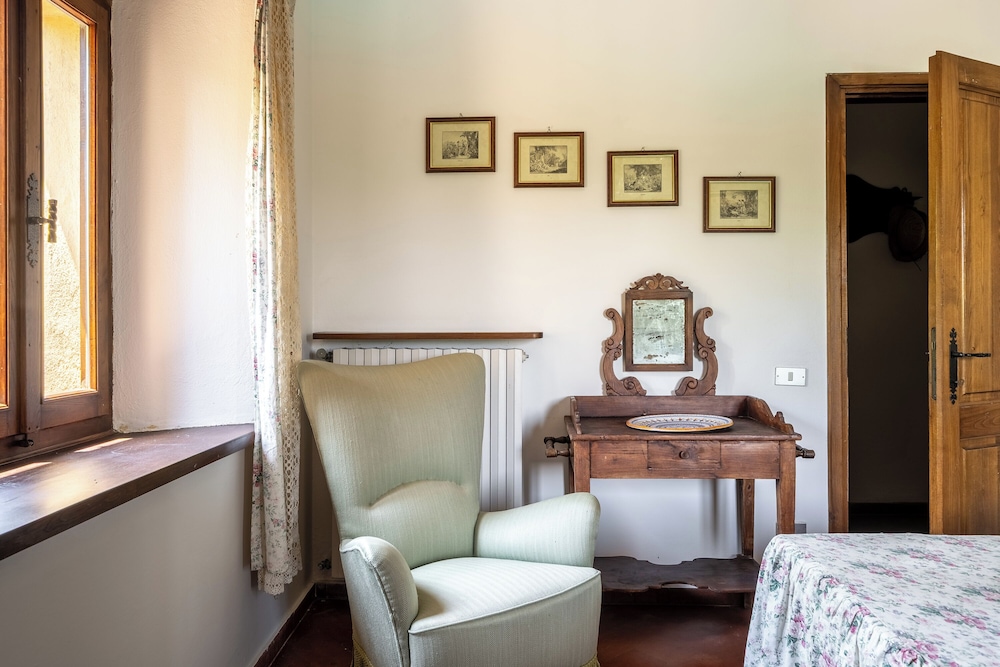 Casa La Cedrina Pool Lornano