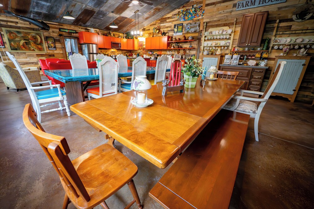 Hermann Grain Bins BNB