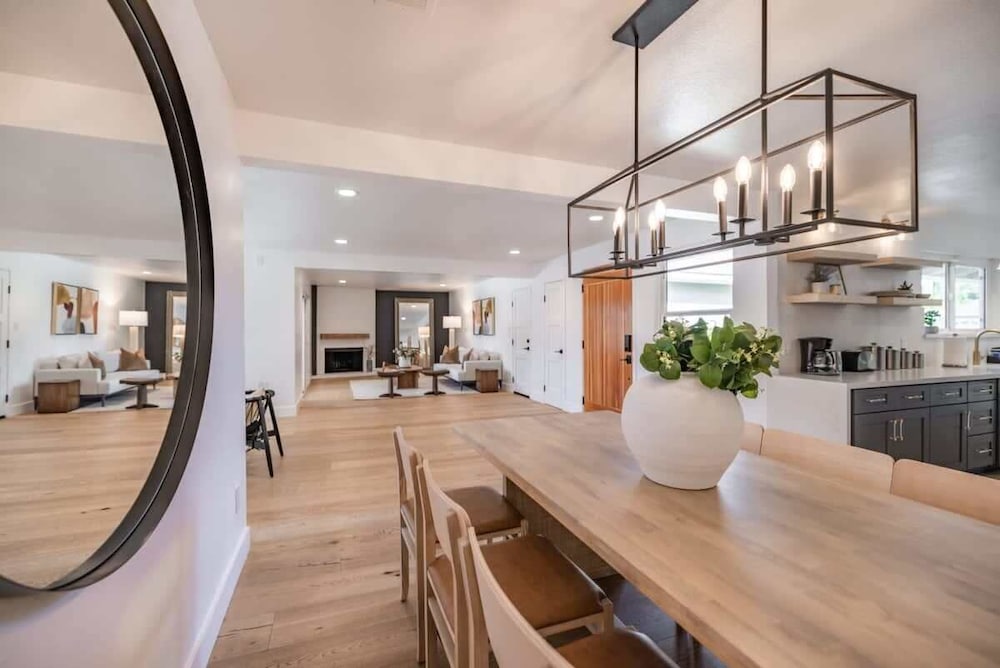 @ Marbella Lane - Cozy Modern Home w/ Relaxing Design & Pool