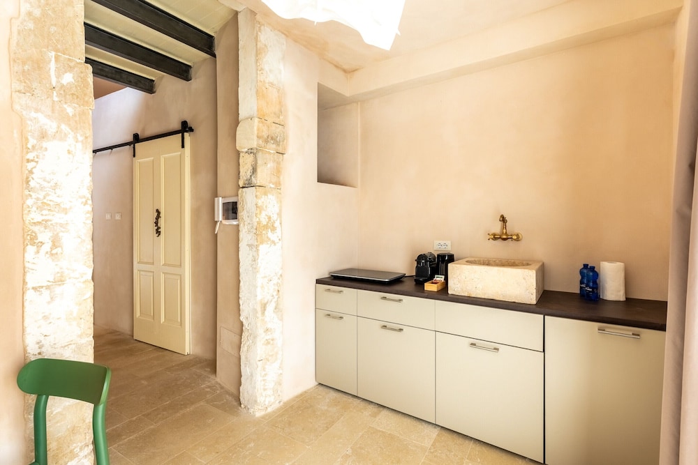 Charming Nest With Terrace by Wonderful Italy