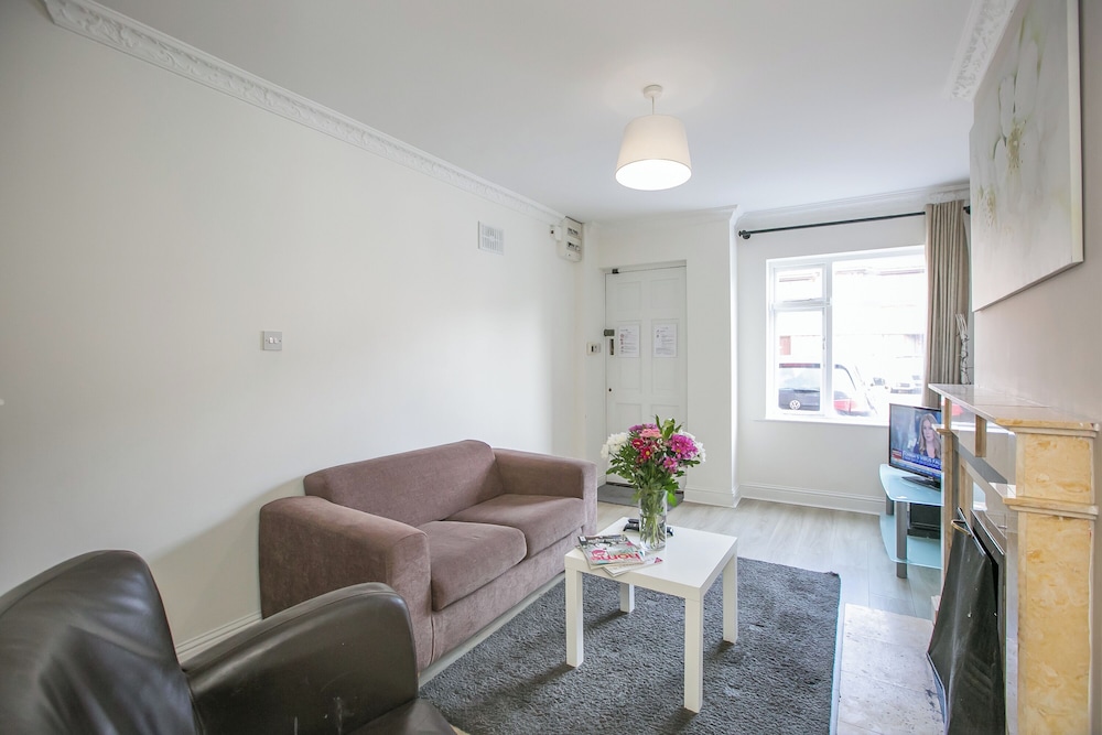 Grand Canal District Apartments