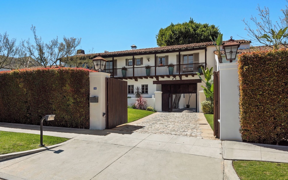 Howard Hughes Estate - Spanish Revival Gem w/ Pool, Wine Cellar & Guest House
