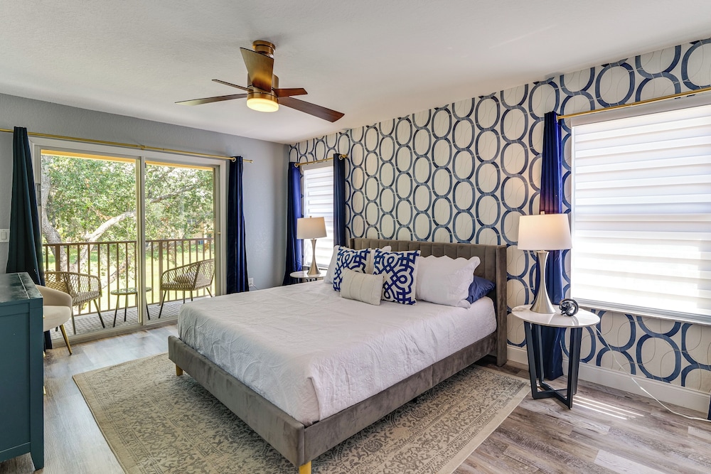 Regal Palms Gem Near Disney w/ Patio, Themed Rooms